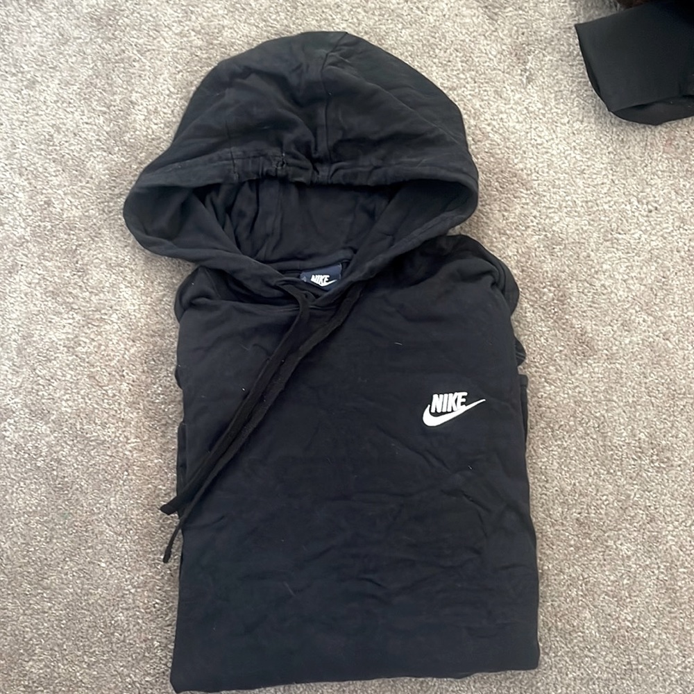 Women’s Nike hooded sweatshirt